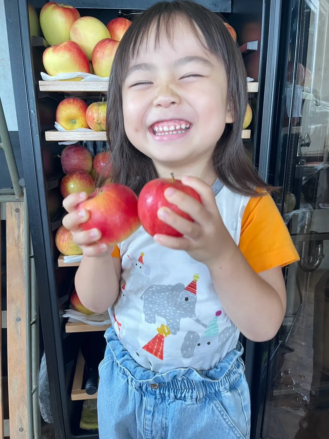 シナノリップ収穫始まりました🧑‍🌾