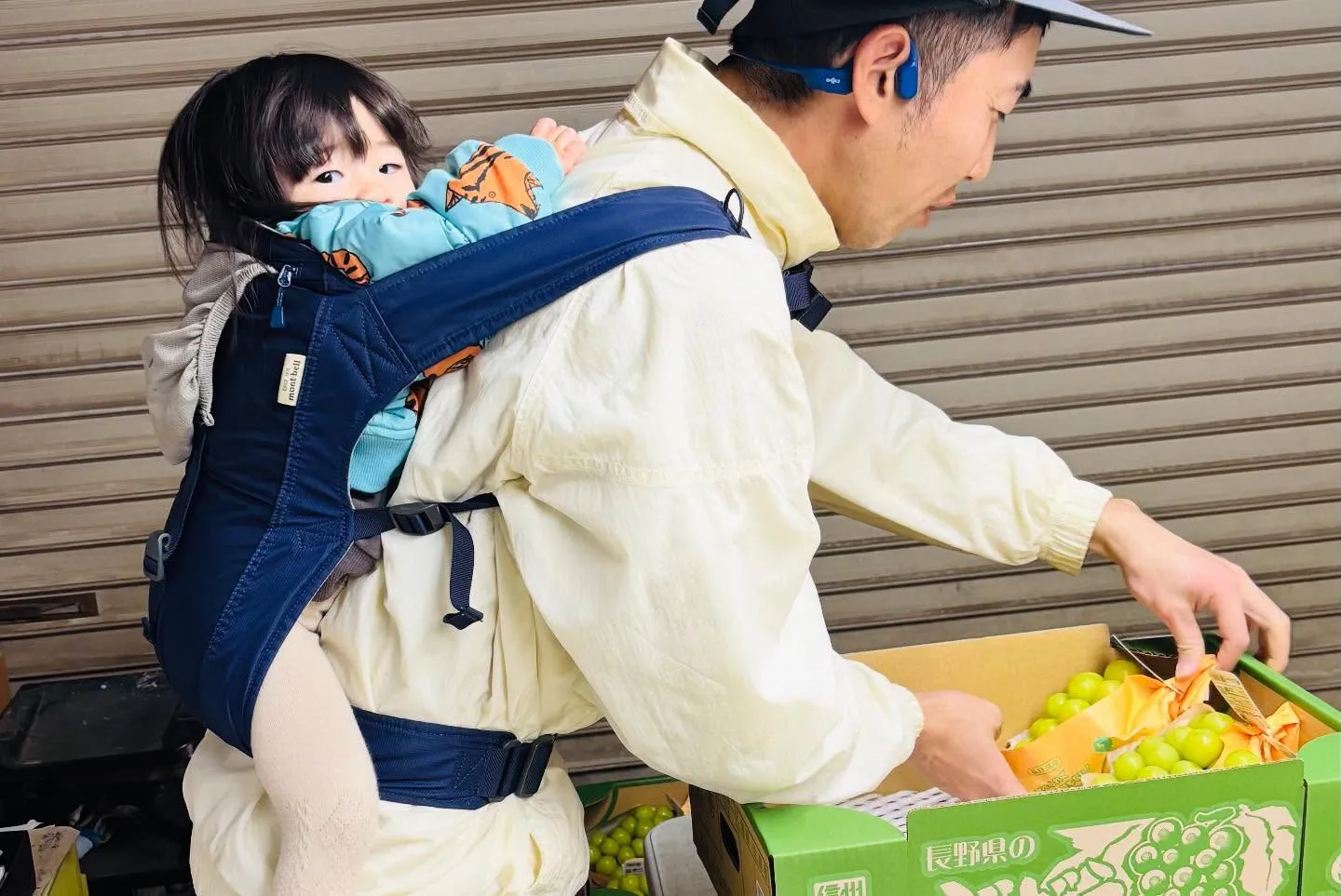 シャインマスカットも販売中です！