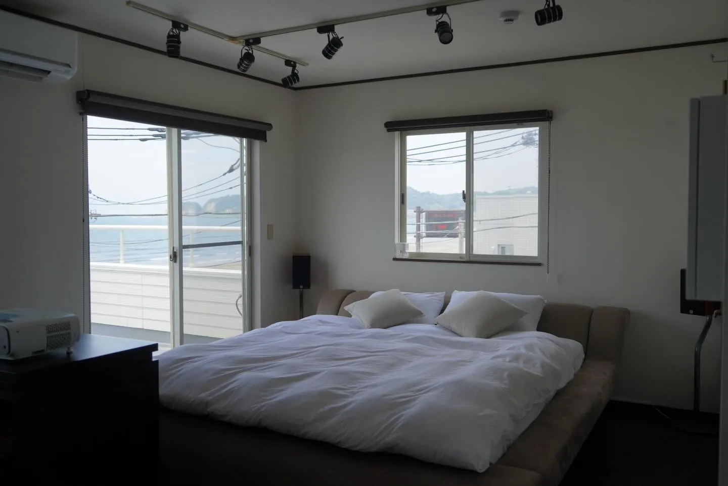 カフェ2-3階に泊まれます🫶