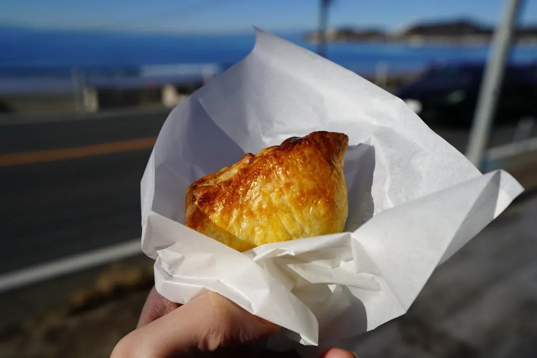 食べ歩きアップルパイ🍎